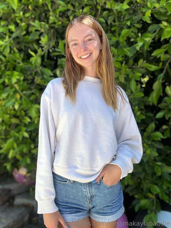 Love my cute comfy clothes🩷