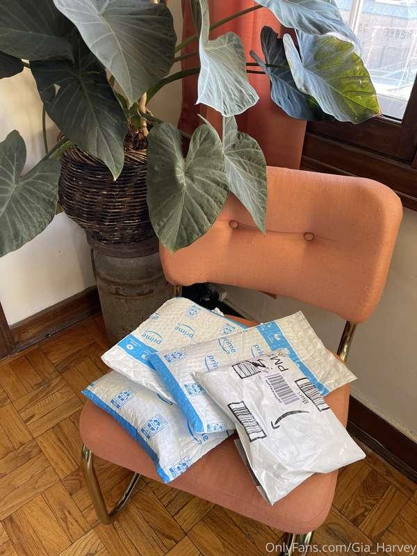 My gifts are starting to arrive!! Thank you so much to those..