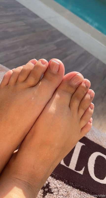 Cute feet ? 😈