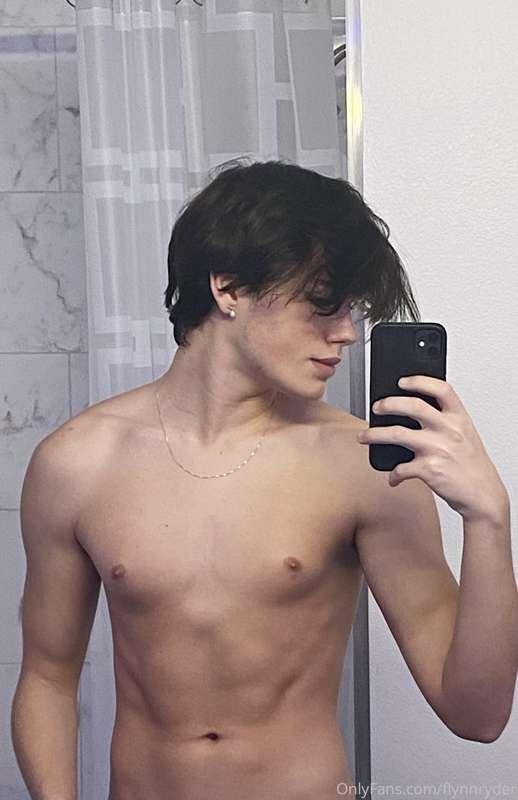 Check your dms for the full pic and more 😉