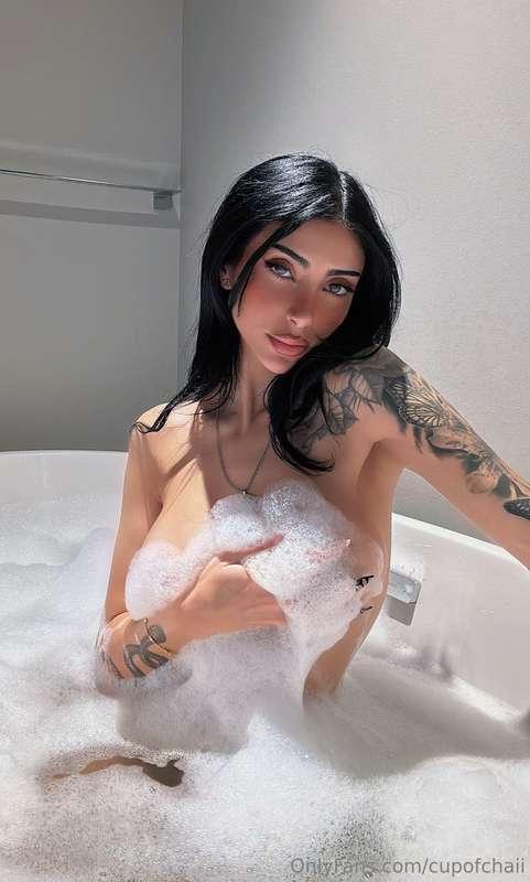 TITS for tat? if you blow them off, ill blow you off too 🤭