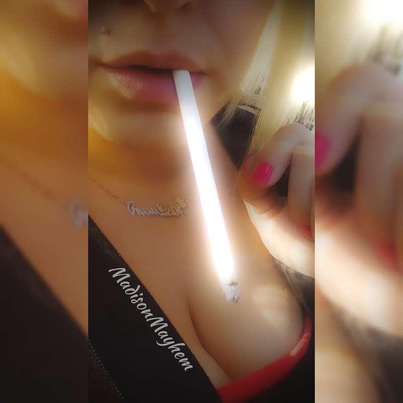 When you need to re-up on those 120's 😍

🚬🎀🖤🎀🚬

*All Purchas..