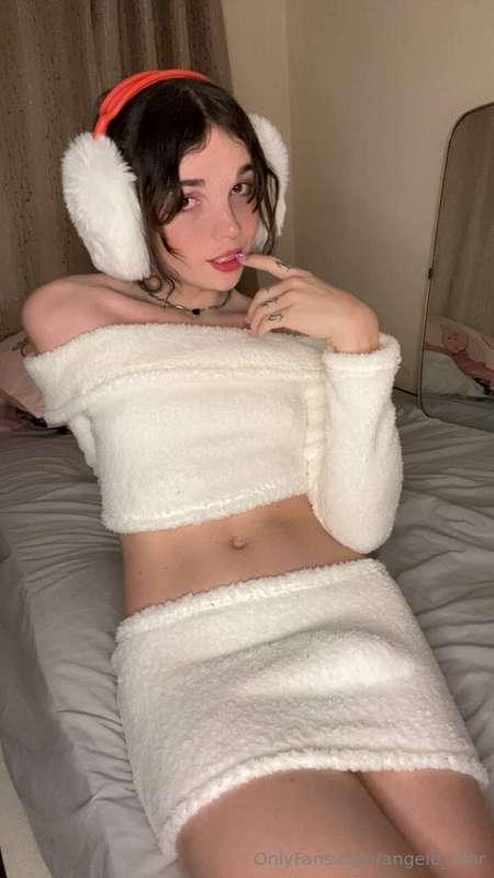 I'm ready to be worshipped! come and get me baby 😩DM me if y..