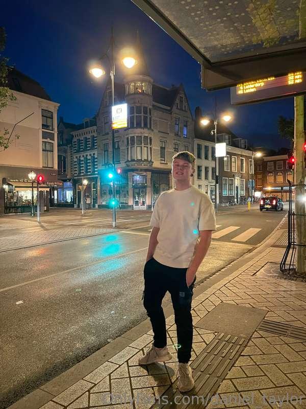 🌙