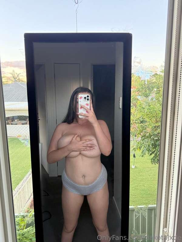 Cum pound me pleaseeee ah 