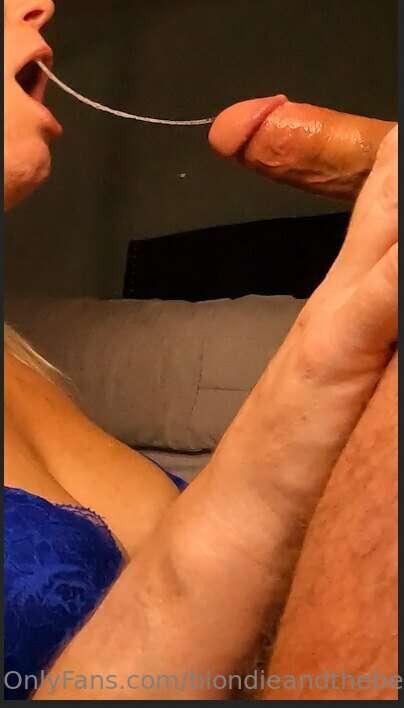 A nice sloppy BJ a day keeps the doctor away