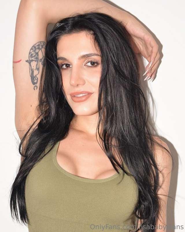 New profile pic. Do you like it? 🥰💋