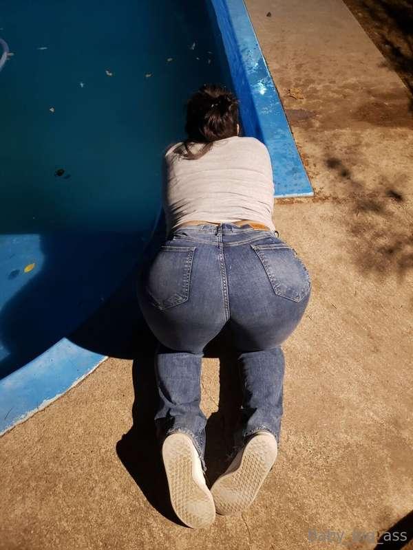 How do I look in jeans? baby 