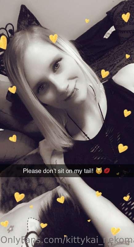 Only I am allowed to sit on it! 😜😽💋