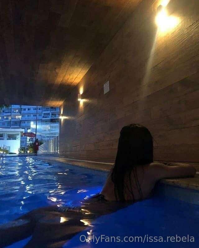 😈😏