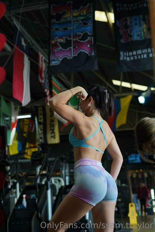 💪🏼 she got it like that