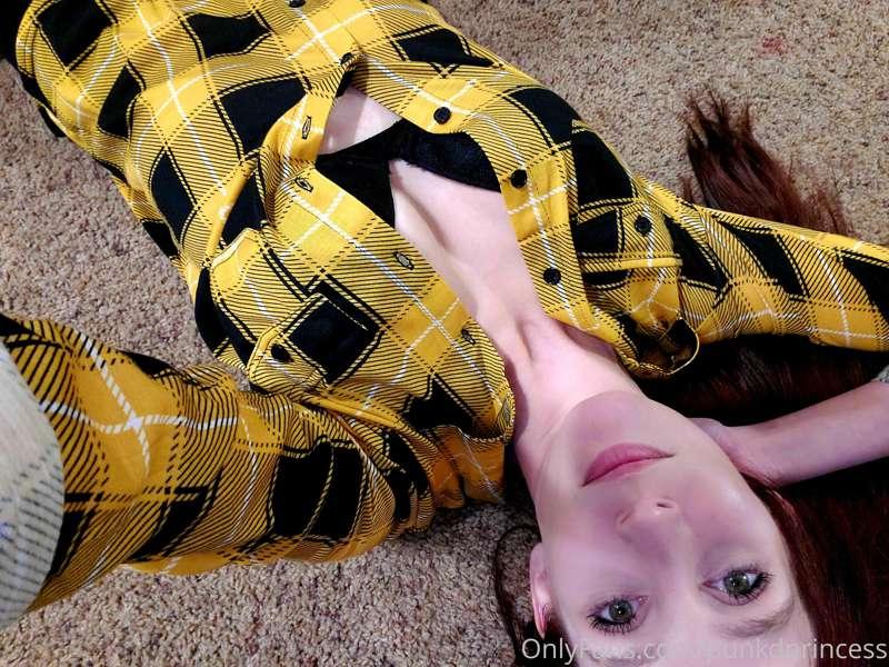 Feeling cute in my new flannel, but would love some help wit..