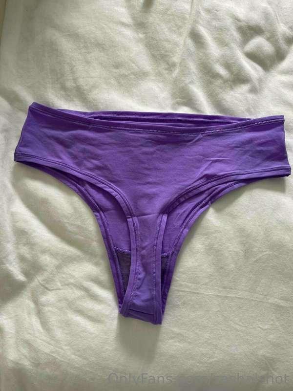 Skims thong For sale $100 includes shipping!
