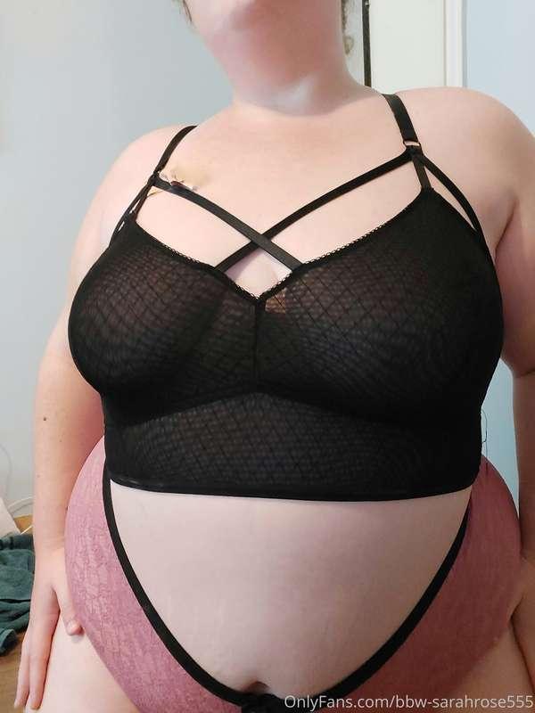 It's a rainy day, so I'm lounging around in my lingerie drea..