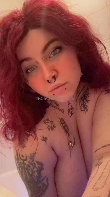 Wet tiddies or soapy toddies?  Both…?