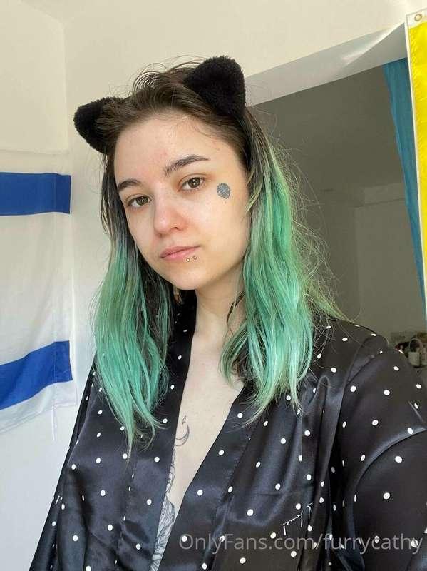 My morning sleepy selfie is what I`m sure you wanted to see ..
