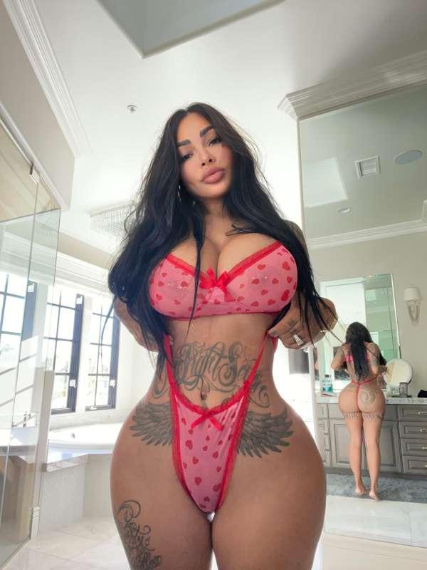 BIG BUTT SLUT @seebrittanya finally posted her SEX TAPE🤯🎥🔞 a..