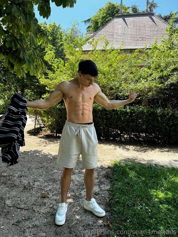 Shirts off, do you want to know what's next? 😋😈