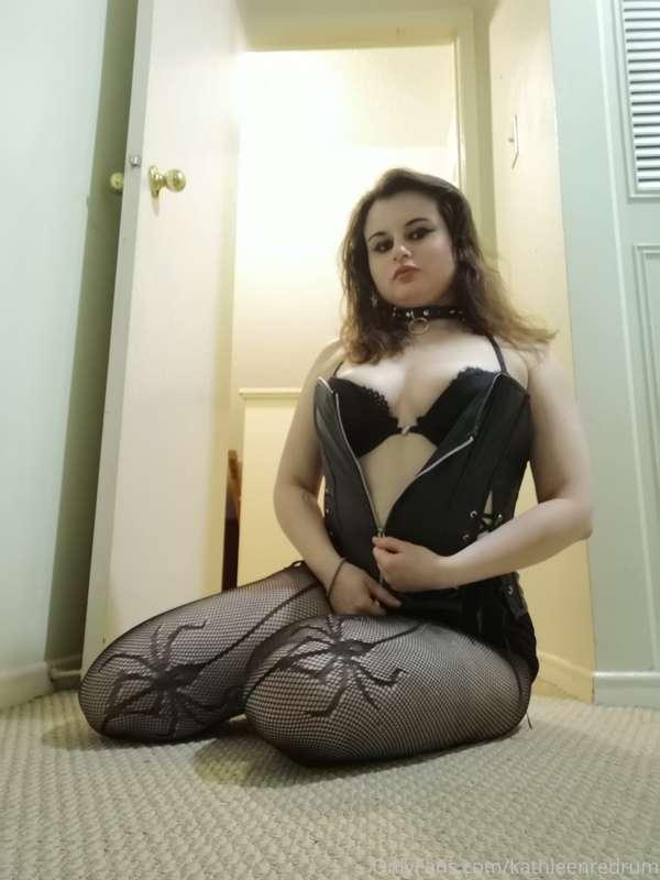 Small strip tease anyone?