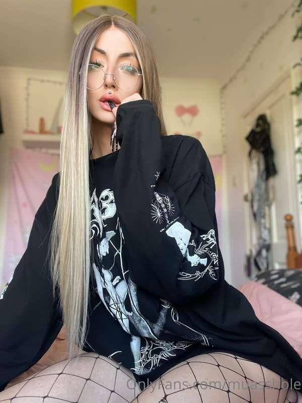 Only fishnets needed for you to reach my good spots