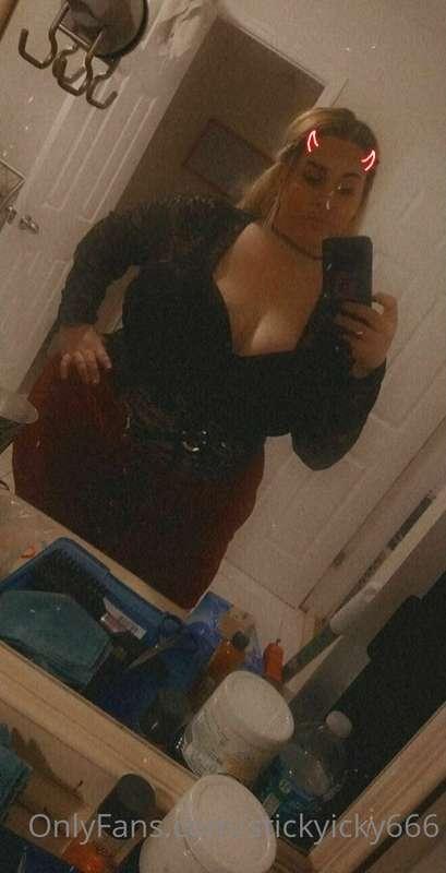 I'll be doing $5 dick ratings all day today! (Video replies ..