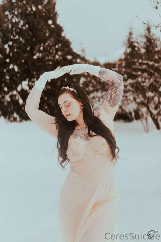 ❄️👸🏻💘
photography by @ondreeah