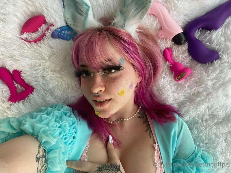 did you know I do on the spot live sexting sessions? 👀😻😻