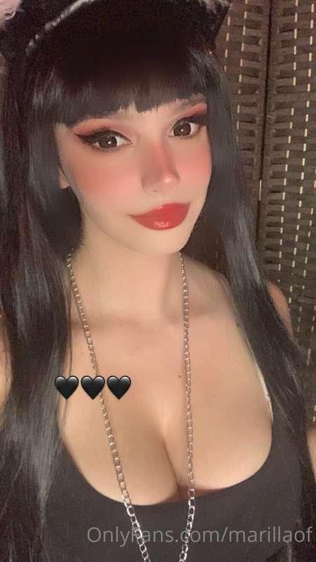 I will post new content these days🖤🖤