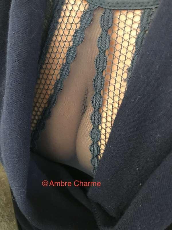 deep cleavage 😊