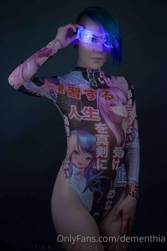 Some pics TzR took of me (last 2 is phone pics) 🍜