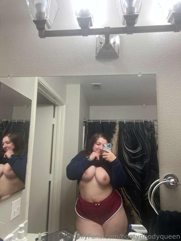 bootynbodyqueen image #2