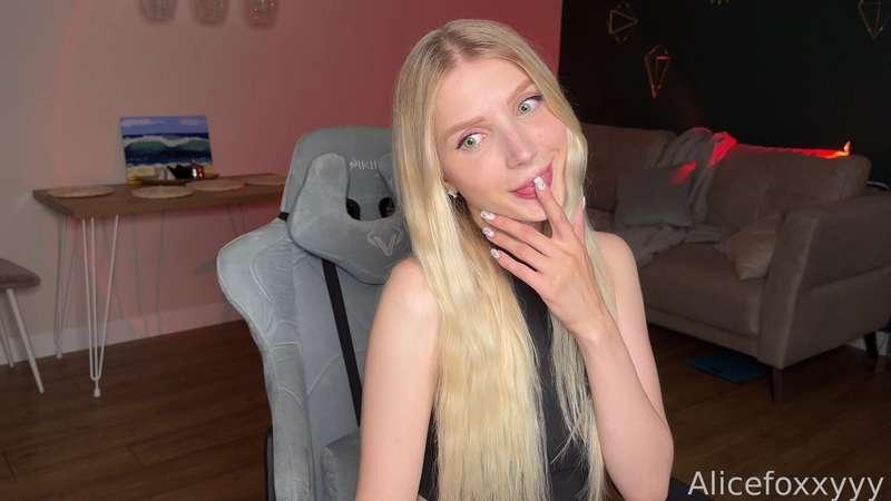 alicefoxxyy image #2
