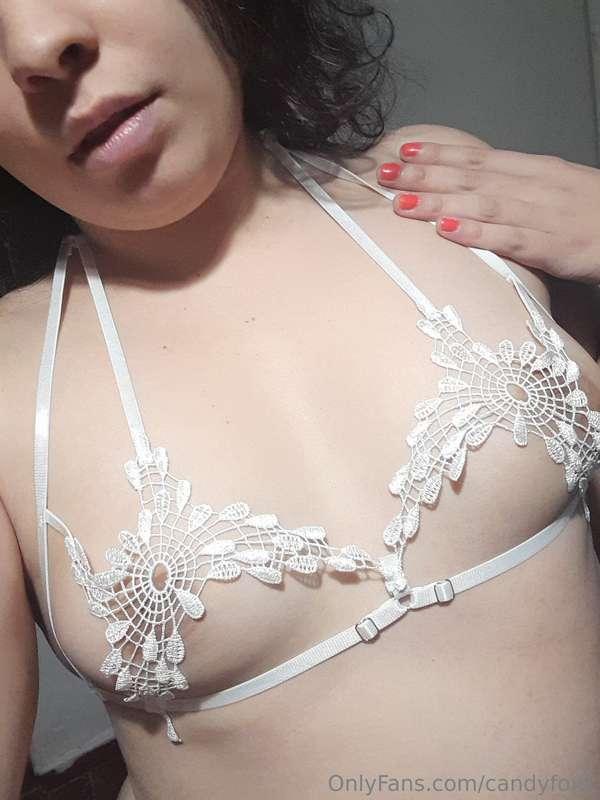  Do you have plans for tonight? 😏😏