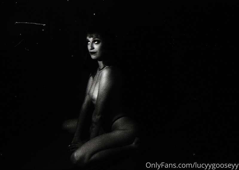 🖤🦇 photos by unluckyfilms on instagram