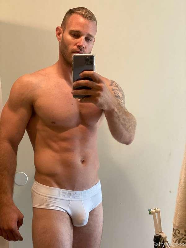 Long day, but we made it through another Monday 💪 Here are s..