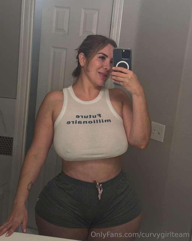 📸@onlychimo ⁣ to discover more 💕👀