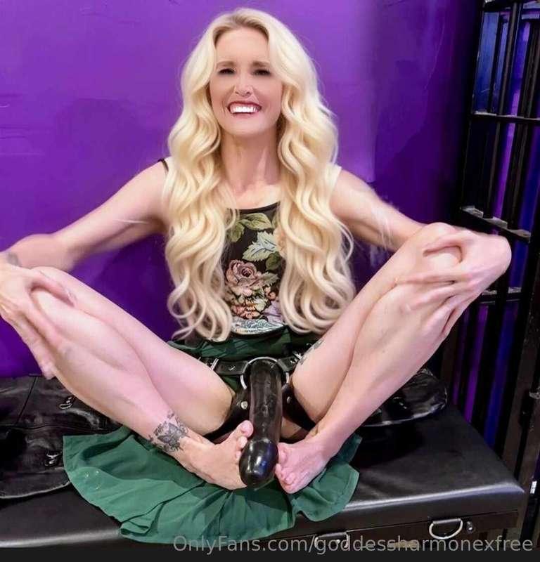For a free month to my premium site, send me video of you fu..