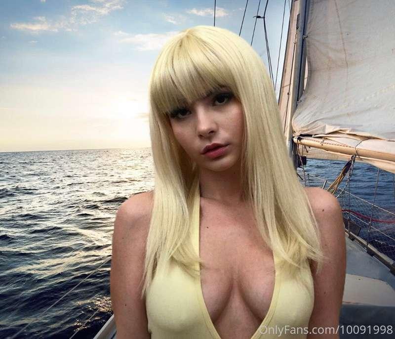 🐳🐳🐳