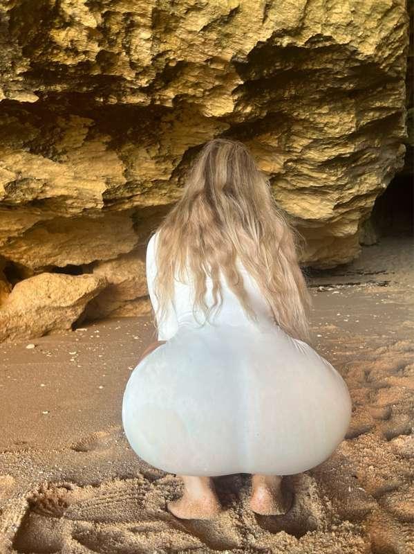 let’s go into the cave and ..😏