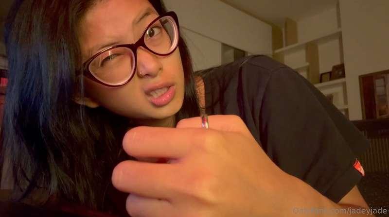 too busy to be this cute lol 