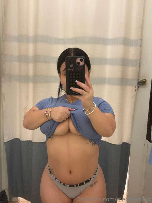 this top hardly fits anymore 🤣