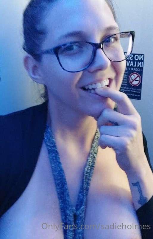 I'm on an airplane, horny as usual.