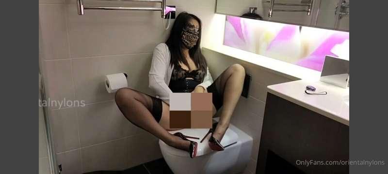 Getting sexy in my secretary outfit in the bathroom... 😉