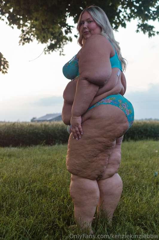 kenziekinziebbw image #14