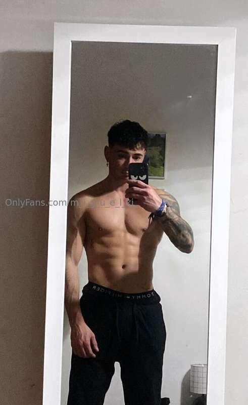 tip me 5$ and i’ll send u 🥛 vid 😏