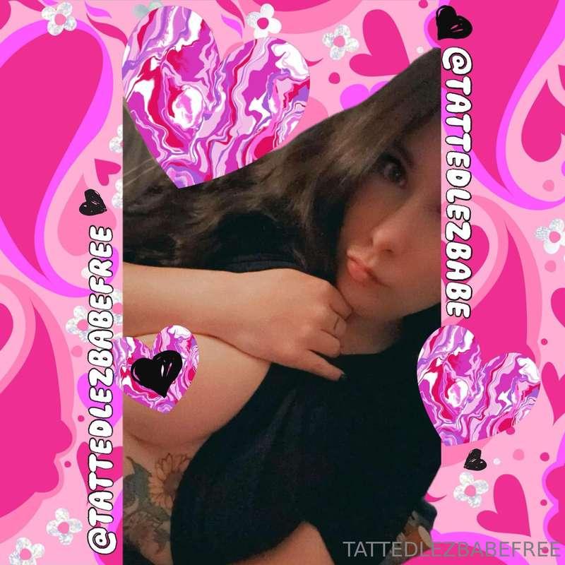 🩷🩷 50% OFF 🖤🖤onlyfans.com/tattedlezbabe
