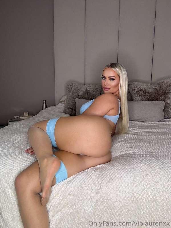 ass or tits? 🙈