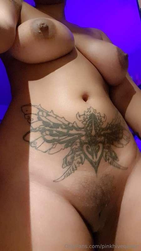 I tried to shave a heart on my pussy again! 🤭💖 I think I'll ..