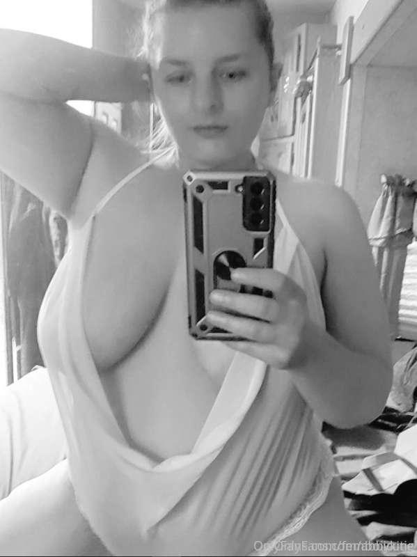 Free to subscribe
Sfs/lfl
🔹Custom content
🔸Real porn
🔹Solo p..