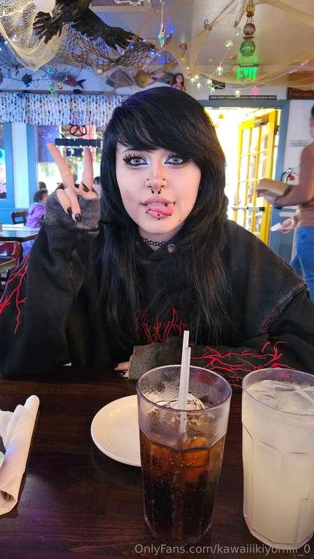 kawaiiikiyomiii_0 image #1